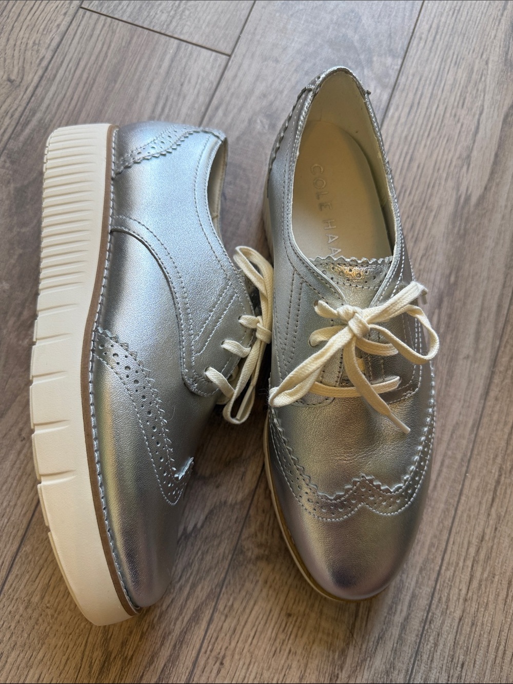 Like new perfect Cole Haan Grand City Platform Oxford Silver 7.5 - Picture 3 of 12